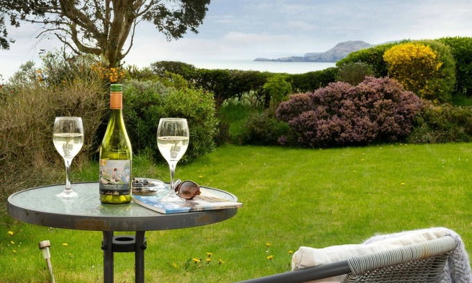 Aberporth Cottage | Safe Haven, Aberporth