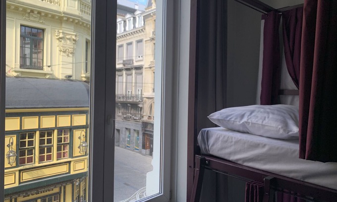 Ilot Sacre Hotel | Safestay Brussels Grand Place