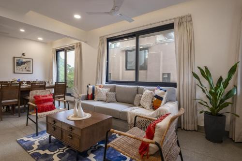Reis Magos Villa | SaffronStays Fira
