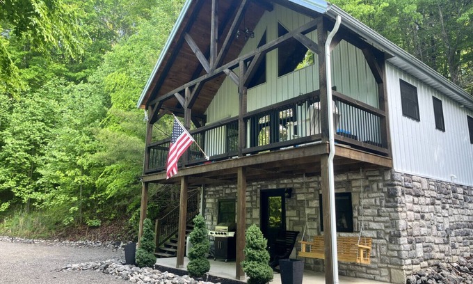 Hallsville Cabin | Sage Hill Cabin Hocking Hills/Tar Hollow St.Forest