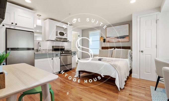 Newburyport Apartment | Sage Suite at The Hygge House