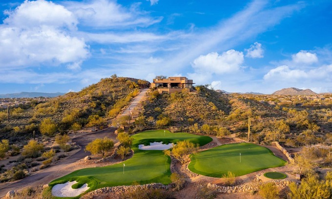 Pinnacle Peak House | Saguaro Point - Golfer's Paradise in Scottsdale