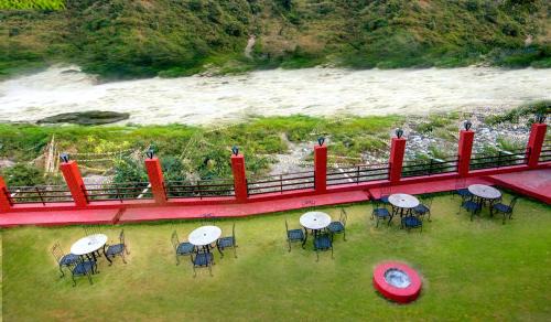 Bullawala Hotel | Sahastradhara RiverResort