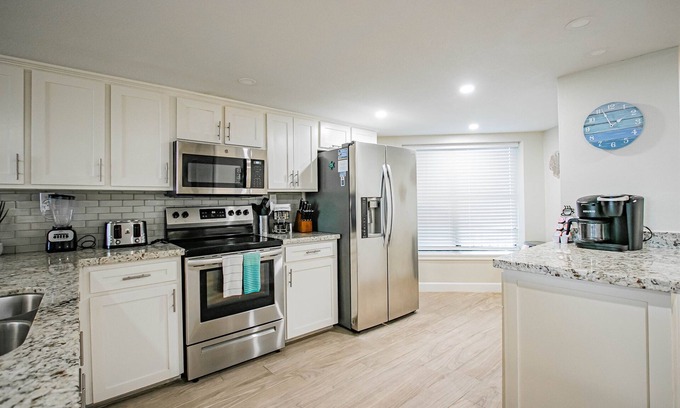 South Padre Island Condo | Saida Resort 3 Bedroom with Million Dollar Views!