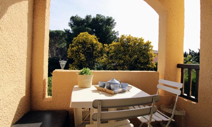 Saint-Cyprien Apartment | Saint Cyprien - T2 avec Balcon, Climatisation et Parking à 2 Pas du Port - FR-1-309-305