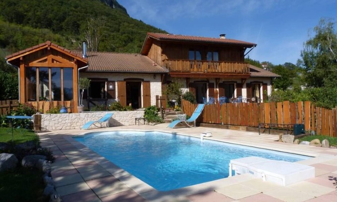 Saint-Vincent-de-Mercuze House | Saint Vincent De Mercuze: House/Villa - Saint vincentde mercuze