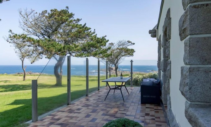 Landunvez House | Saint Gonvel by Interhome