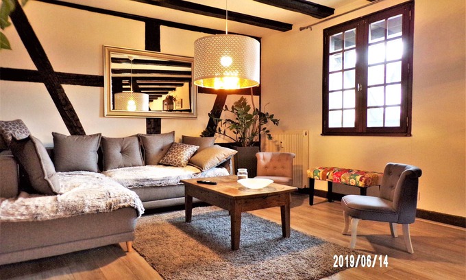 Eguisheim Cottage | "SAINT LUSTER" luxury appt, 4 rooms, center