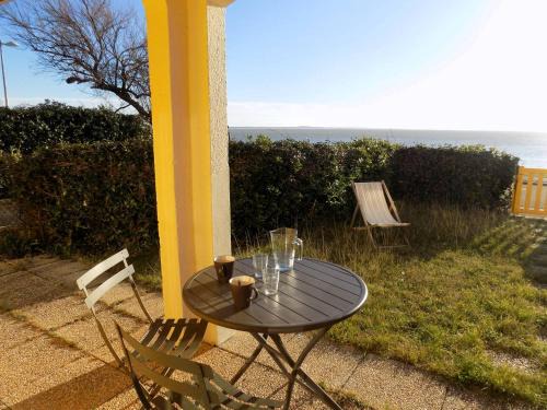 Saint-Palais-sur-Mer Apartment | Saint Palais sur Mer - APPARTEMENT FACE MER sur la corniche de NAUZAN