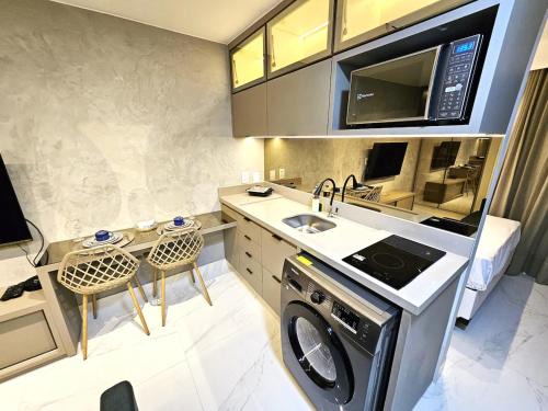 Sudoeste e Octogonal Apartment | SAINT TROPEZ BLOCO G APT 205 · Apartamento novo e reformado, Sudoeste QMSW 05