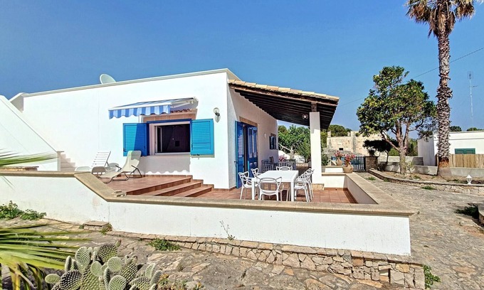 Marina di Pescoluse House | Sal003 in Pescoluse With 2 Bedrooms and 2 Bathrooms
