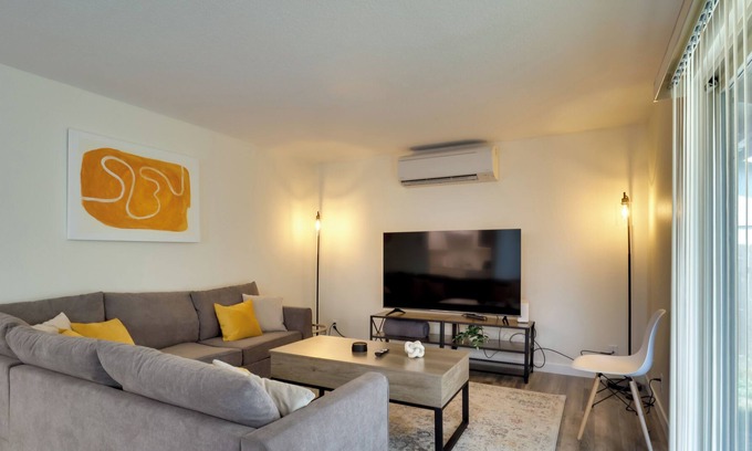 West Salem House | Salem Vacation Rental w/Yard ~ 3 Mi to Downtown