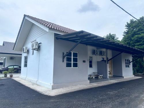 Wakaf Che Yeh House | Saliff Cottage 2