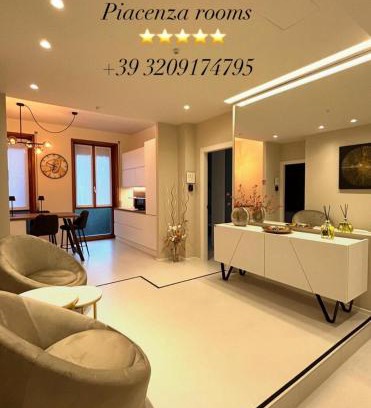 Centro Storico House | Salotto Santa Franca