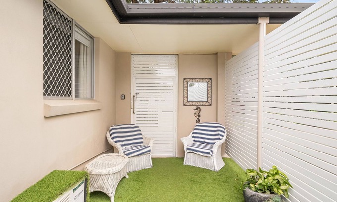 Redcliffe Villa | "Salt-Air Serenity - Stylish 1 Bedroom in Redcliffe”