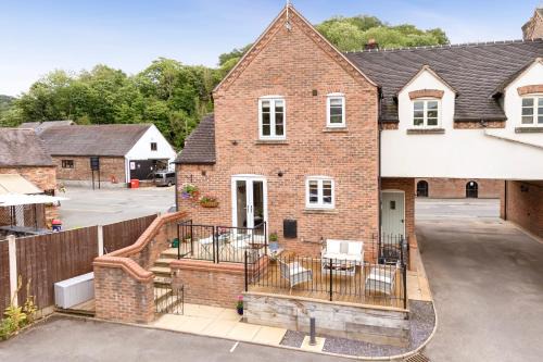 Coalbrookdale House | Salthouse Cottage in Ironbridge