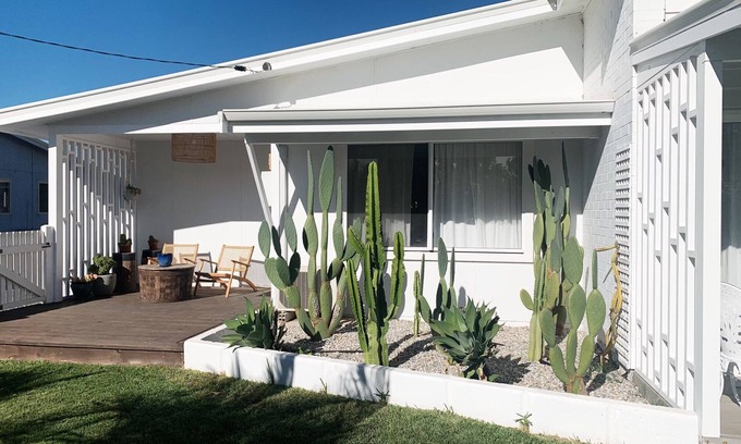 Kalbarri Ski Chalet | Saltwater Chalet One Kalbarri