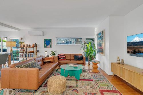 Bondi Apartment | Salty Oasis, Bondi Beach Isyd
