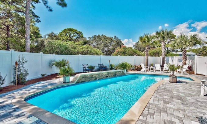 Emerald Waters Village House | Salty Shores @ Emerald Waters Village | Private Pool | Walk to Beach | Free Fun Pass