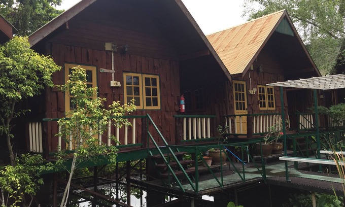 Ban Tai Hotel | Sam's House Guesthouse
