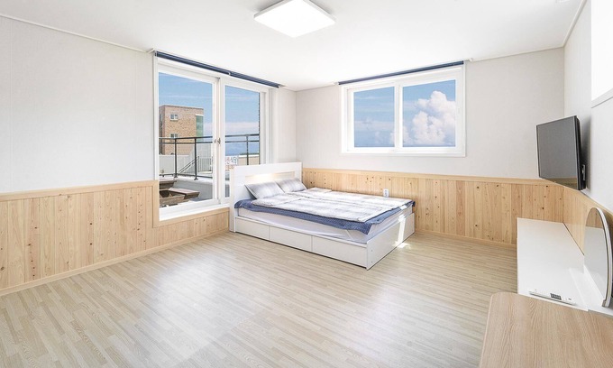 Samcheok House | Samcheok Momo Pension