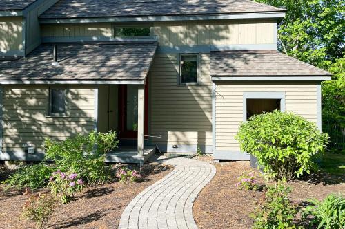 Gilford Apartment | Samoset Lakeside Retreat