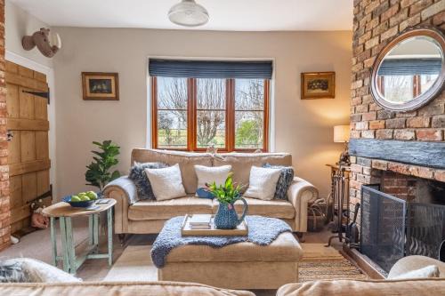 Docking House | Samphire Cottage by Big Skies Cottages