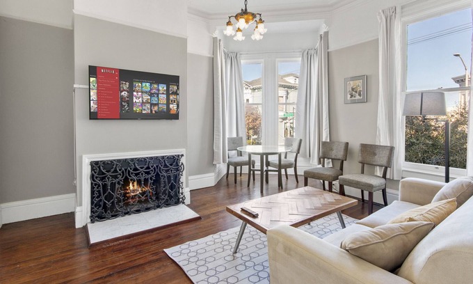 Lower Pacific Heights House | San Francisco Victorian charmer near UCSF, Kaiser, Fillmore close to everything