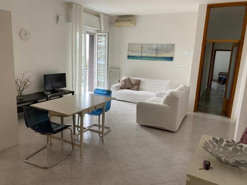 San Giuliano a Mare Apartment | San Giuliano Apartment