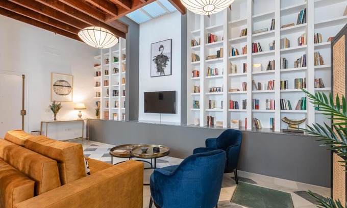 San Vicente Apartment | San Lorenzo Collection Homes - Space Maison Apartments