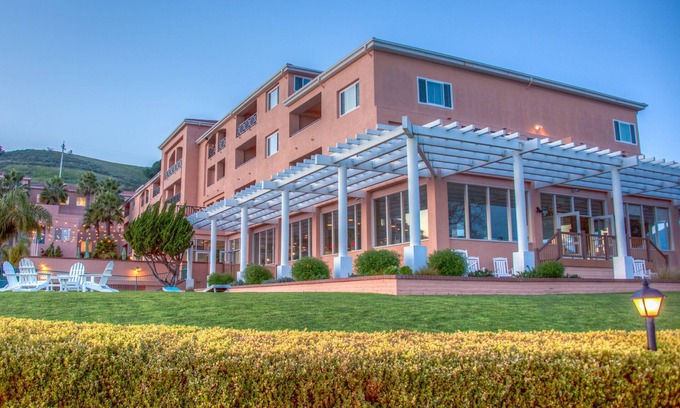 Avila Beach Resort | San Luis Bay Inn-High on the Bluffs of Avila Beach Overlooking the Pacific Ocean