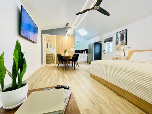 San Marco House | San Marco-Downtown Modern Suite