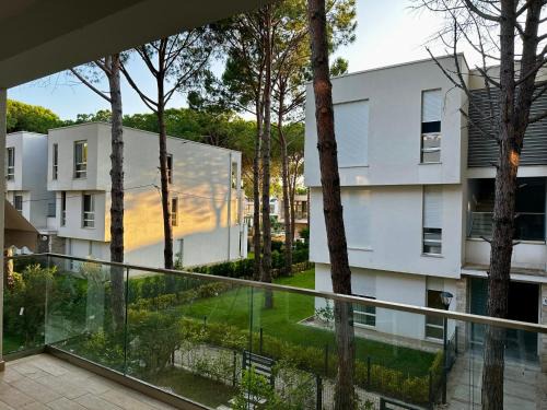 Ishem Apartment | San Pietro Apartment Lalez