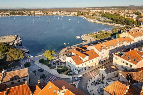 Umag Hotel | San Valentino Palace, Umag city center