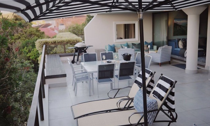 Robberg Beach Apartment | Sanctuary's Secret | Luxe 2 BD Robberg Seaside Apt