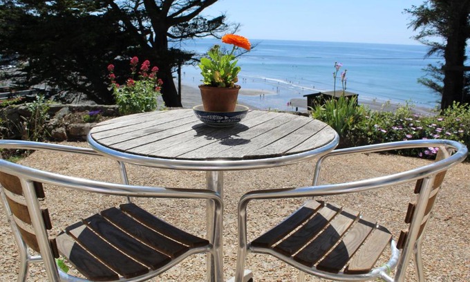 Seaton House | Sand Bar - Mount Brioni