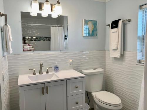 Crescent Beach Apartment | Sand Castle Apartments