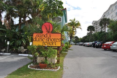 Palm Beach Shores Apartment | Sand Dune Shores