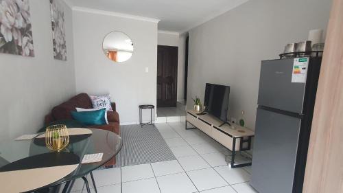 Edenvale House | Sandalion Cottage in Eden Glen, Johannesburg, SA