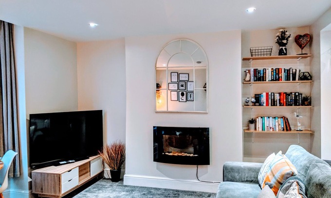 Saltburn-by-the-Sea Apartment | Sandalwood Apartment - 2 bedrooms, close to the sea