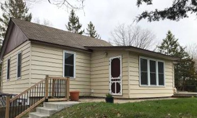 Picton Cottage | Sandbanks RCC - Cottage