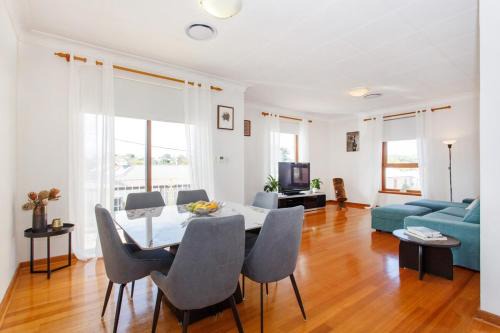 Fremantle House | Sandcastle Loft - The Ultimate Fremantle Escape