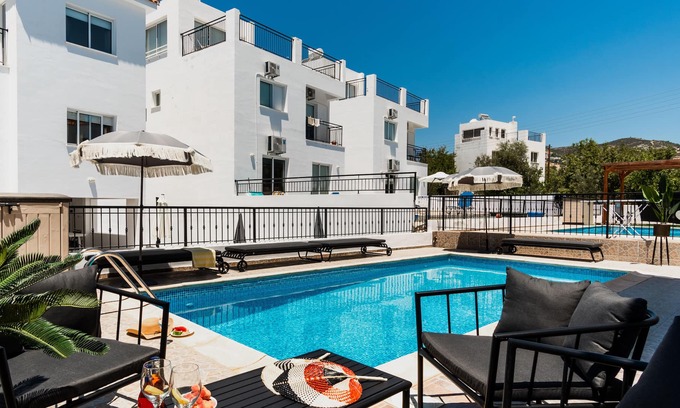 Tremithousa Villa | Sanders White Mountains - Ideal Villa with Pool