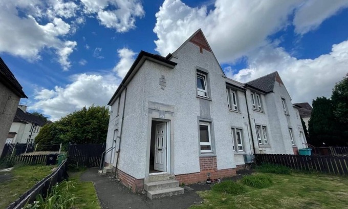 Motherwell Apartment | Sanderson Apartment