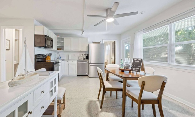 Satellite Beach Apartment | Sandpiper 𓇼 1BR/1BA Across From Beach!