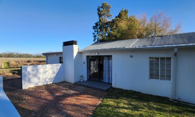 Wolseley Ski Chalet | Sandrivier Farm Stay