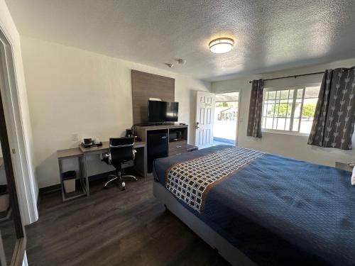 Livermore Hotel | Sands Motel