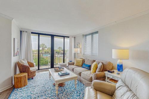 Atlantic Beach Apartment | Sands Villa 125