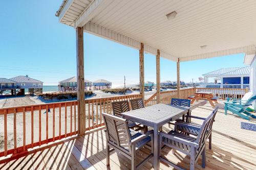 Dauphin Island House | Sandtastic