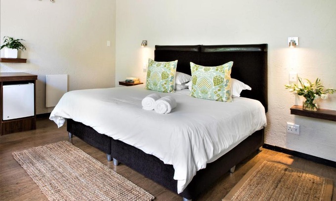 Greater Johannesburg Metropolitan Area Bed & Breakfast | Sandton Slippers